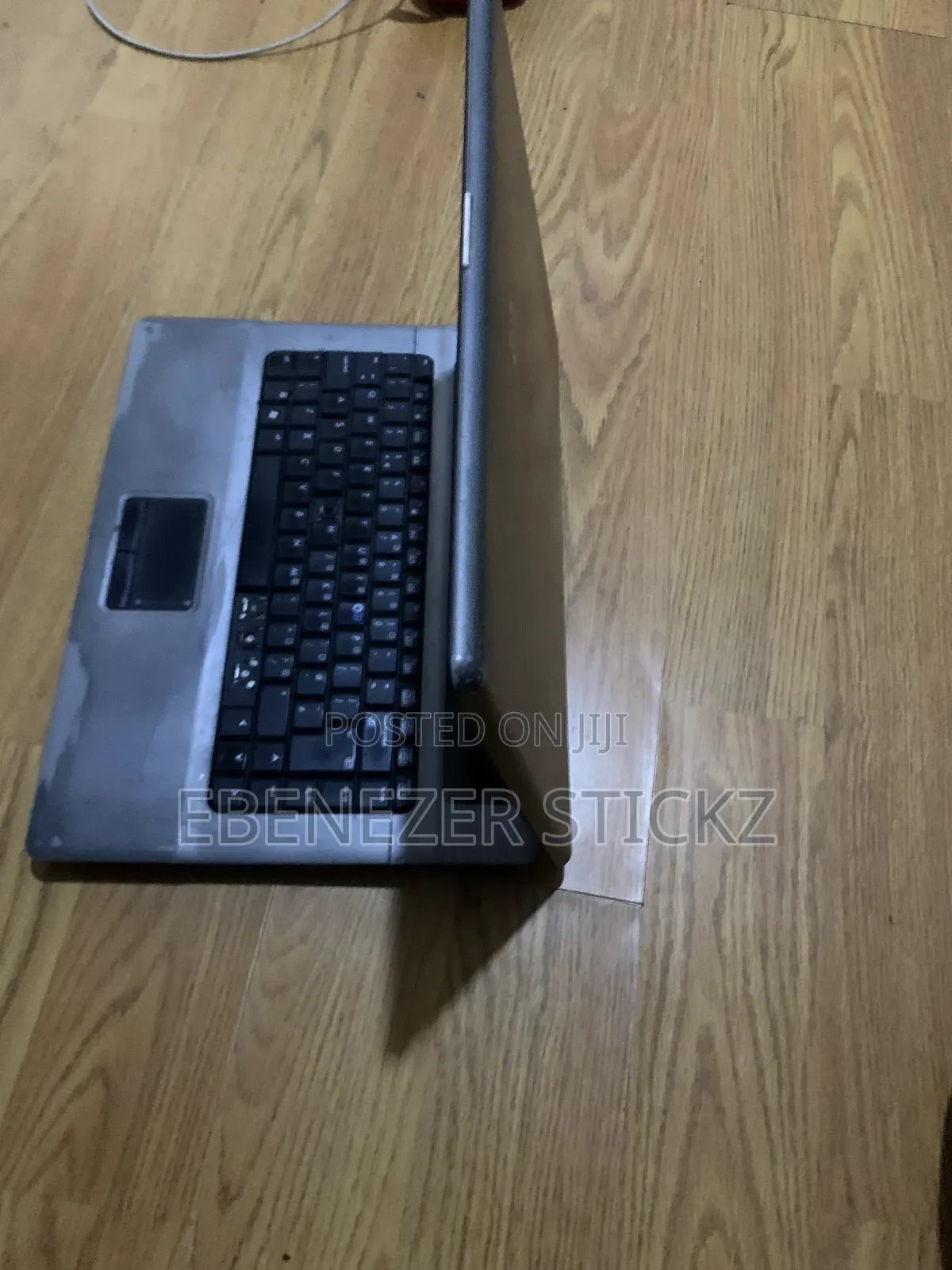 Laptop HP Compaq 500 4GB Intel HDD 128GB