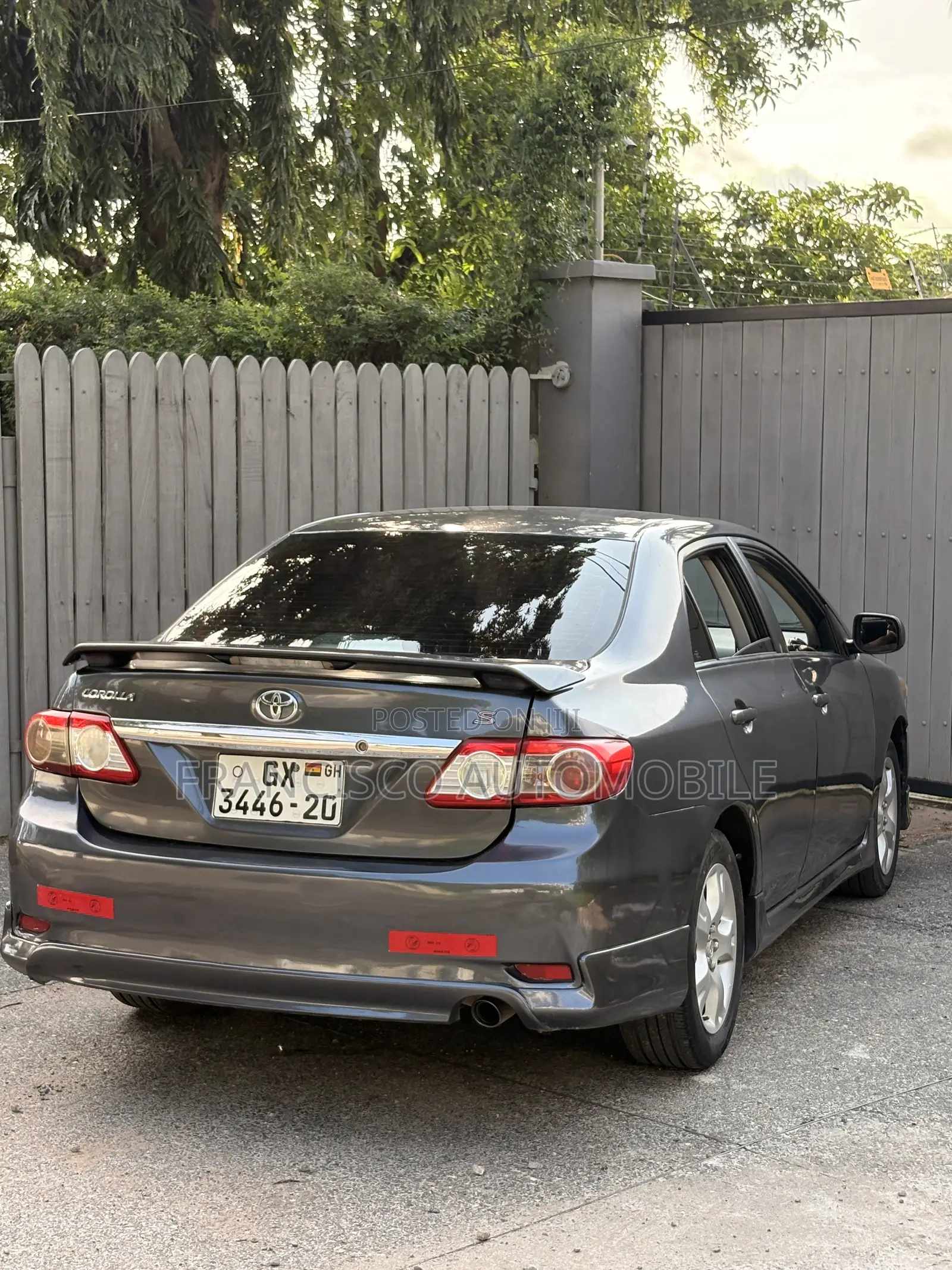 Toyota Corolla S 5-Speed 2013 Gray