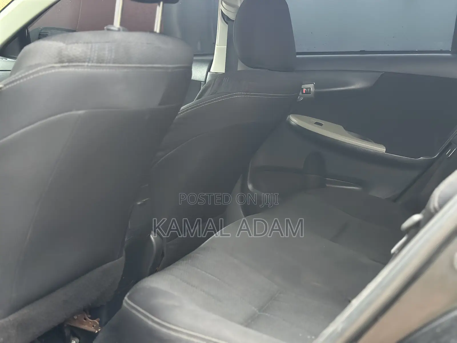 Toyota Corolla LE 4dr Sedan (1.8L 4cyl 4A) 2013 Black