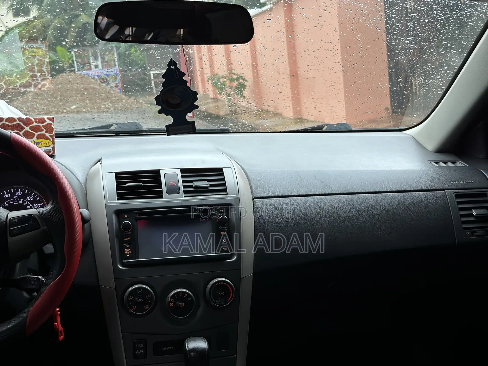 Toyota Corolla LE 4dr Sedan (1.8L 4cyl 4A) 2013 Black
