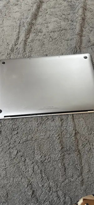 Laptop Apple MacBook Pro 2017 16GB Intel Core i7 SSHD+SSD 16 GB
