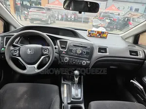 Hyundai Elantra 2013 Silver
