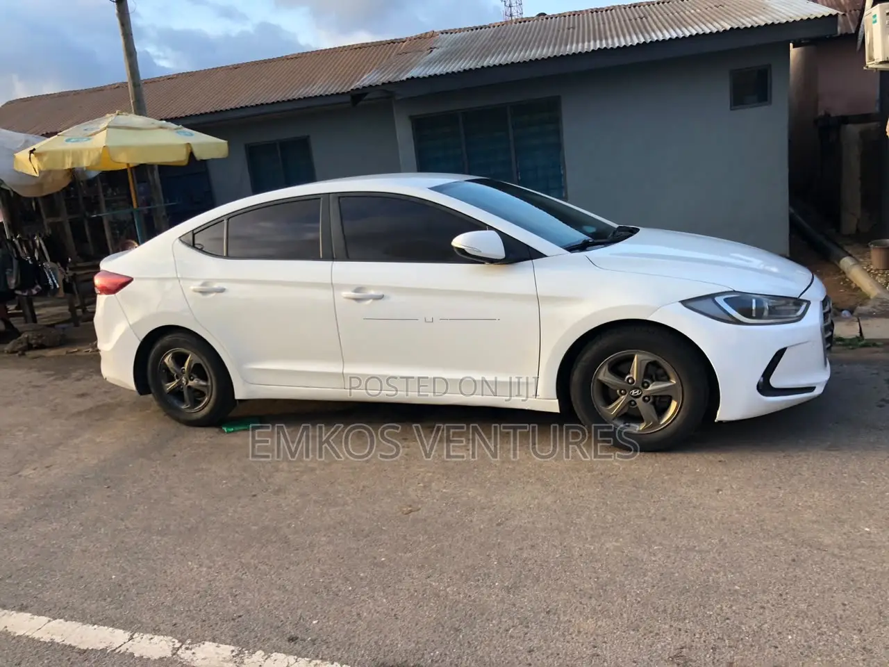 Hyundai Elantra 2018 White