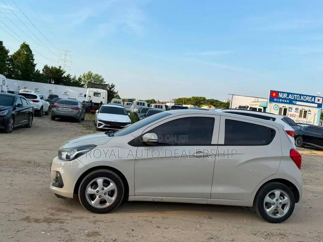 Chevrolet Spark 2016 Green