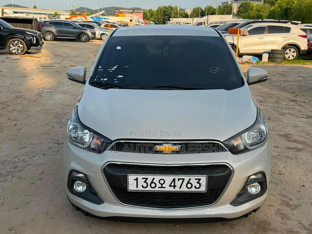 Chevrolet Spark 2016 Green