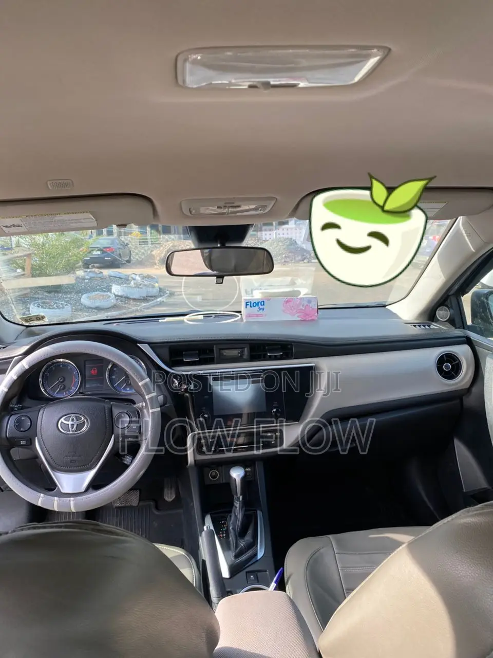 Toyota Corolla L (1.8L 4cyl 2A) 2019 Gray