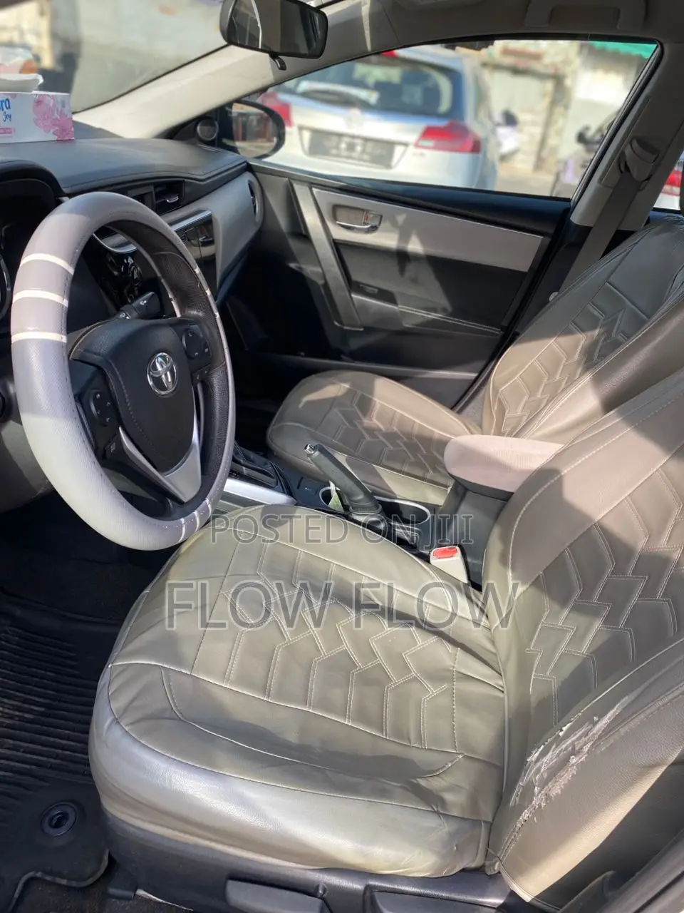 Toyota Corolla L (1.8L 4cyl 2A) 2019 Gray