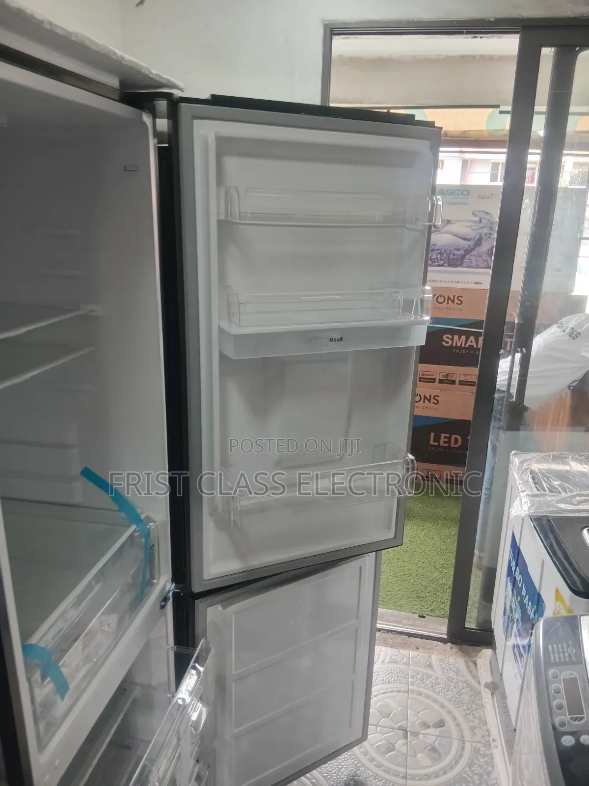The Family Freshness Hub | Roch 309l Fridge