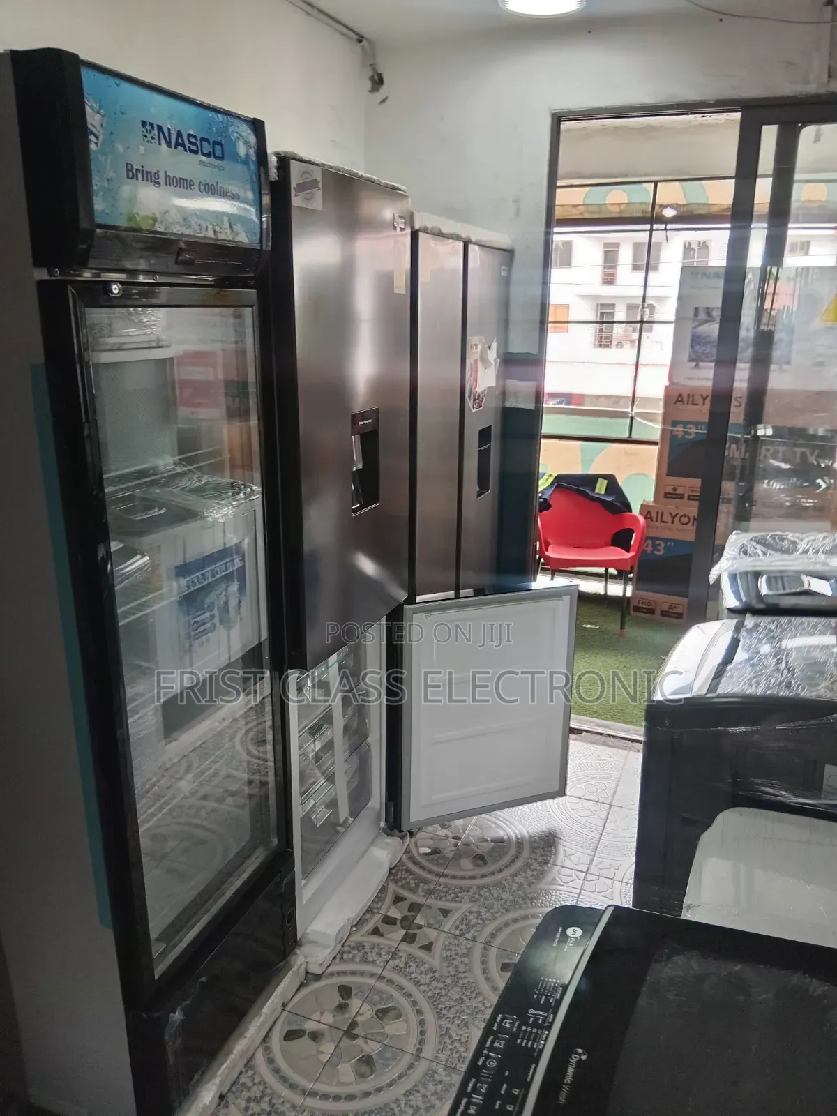 Every Shelf Holds Possibilities | Roch Luxury Fridge