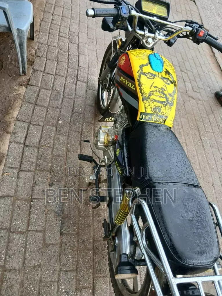 Royal Motorcycle 2025 Black