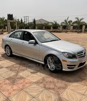 Mercedes-Benz C250 2013