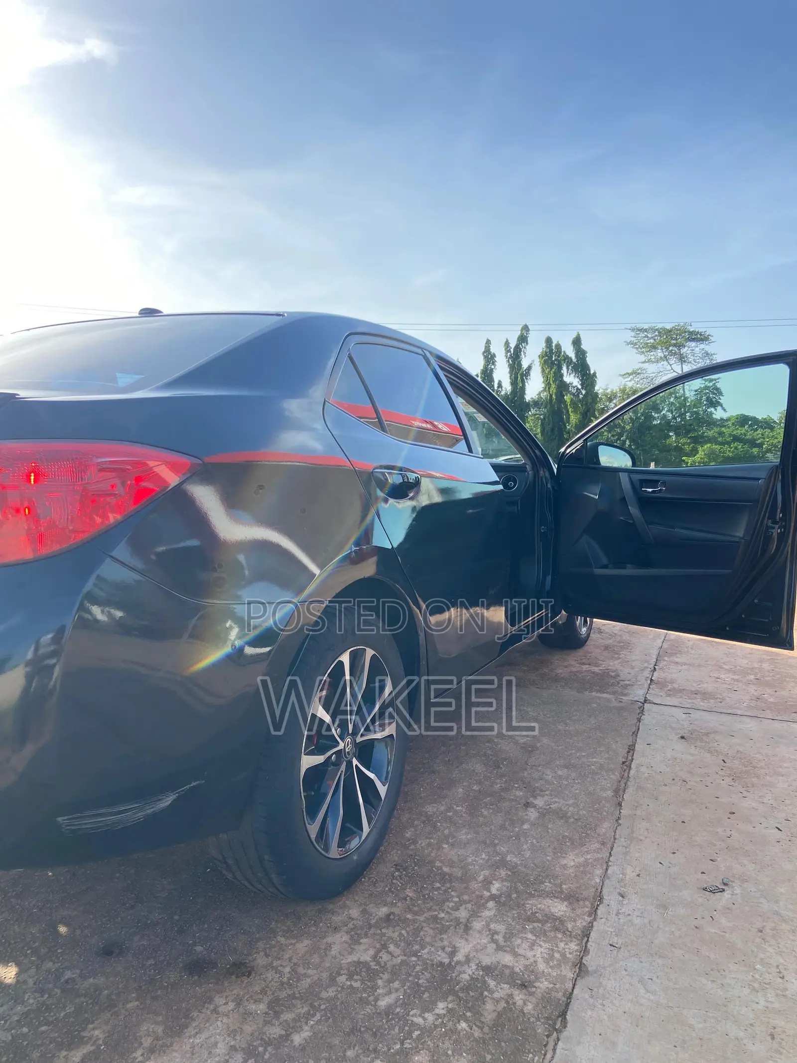 Toyota Corolla SE 4dr Sedan (1.8L 4cyl CVT) 2017 Black