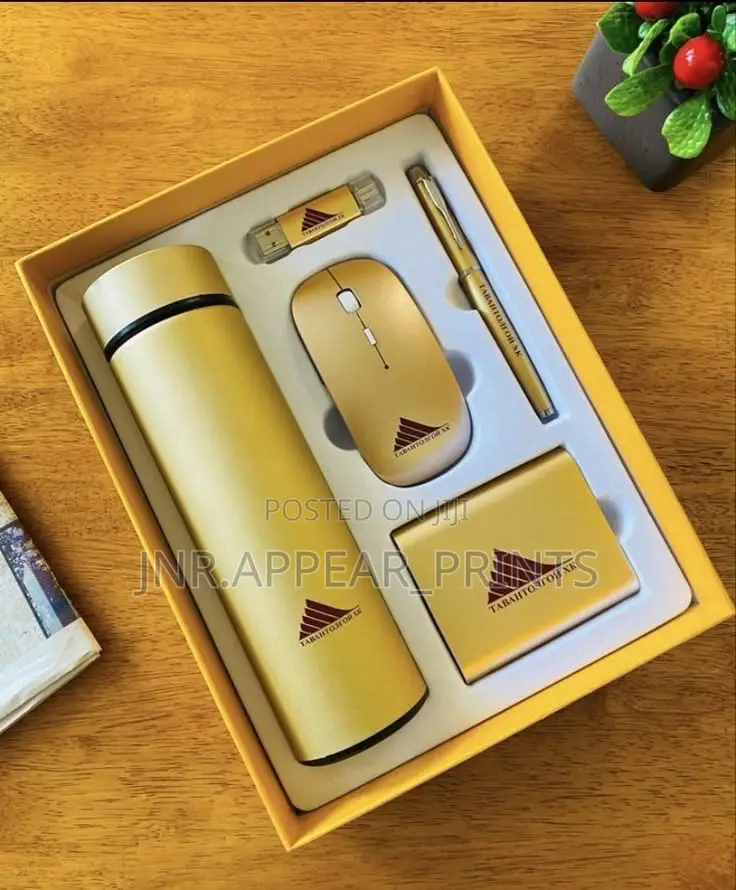 Key Rings Customization and Customization Gift Sets (Different Types)