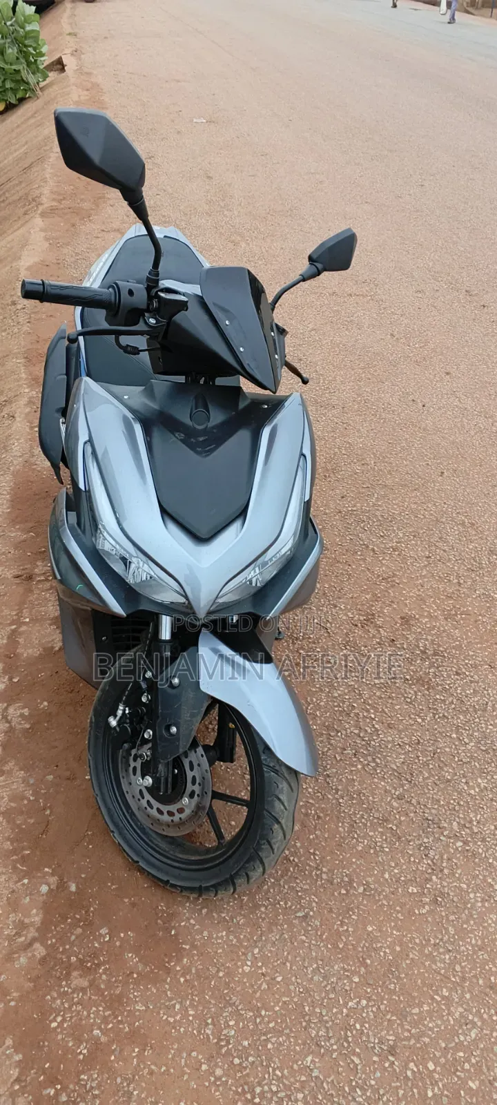 Yamaha NVX