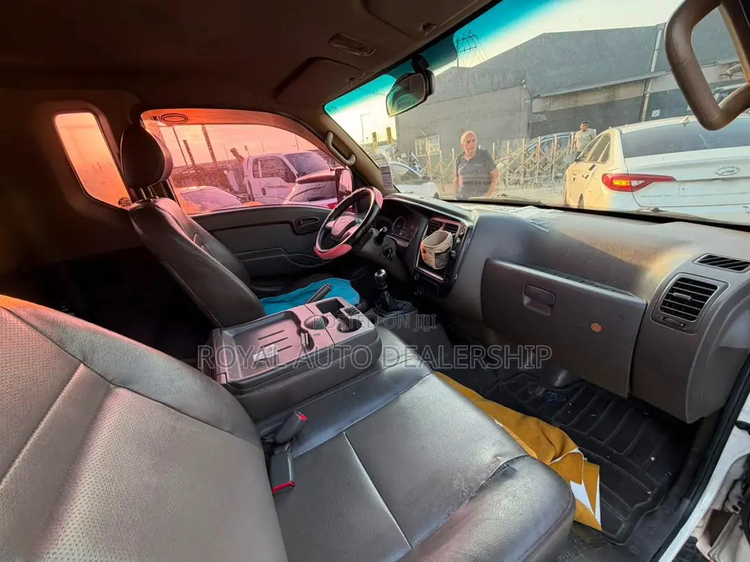 Hyundai Porter 2 | 2014 Model (Diesel)