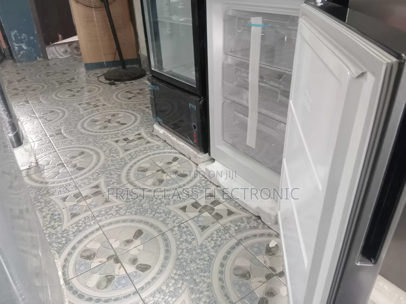 Luxury Cooling Simplified | Roch Refrigerator 309l