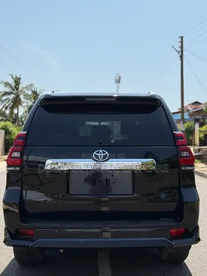 Toyota Land Cruiser Prado 2.7 2020 Black