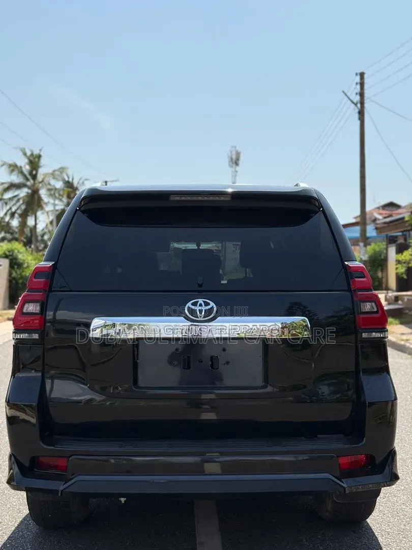 Toyota Land Cruiser Prado 2.7 2020 Black