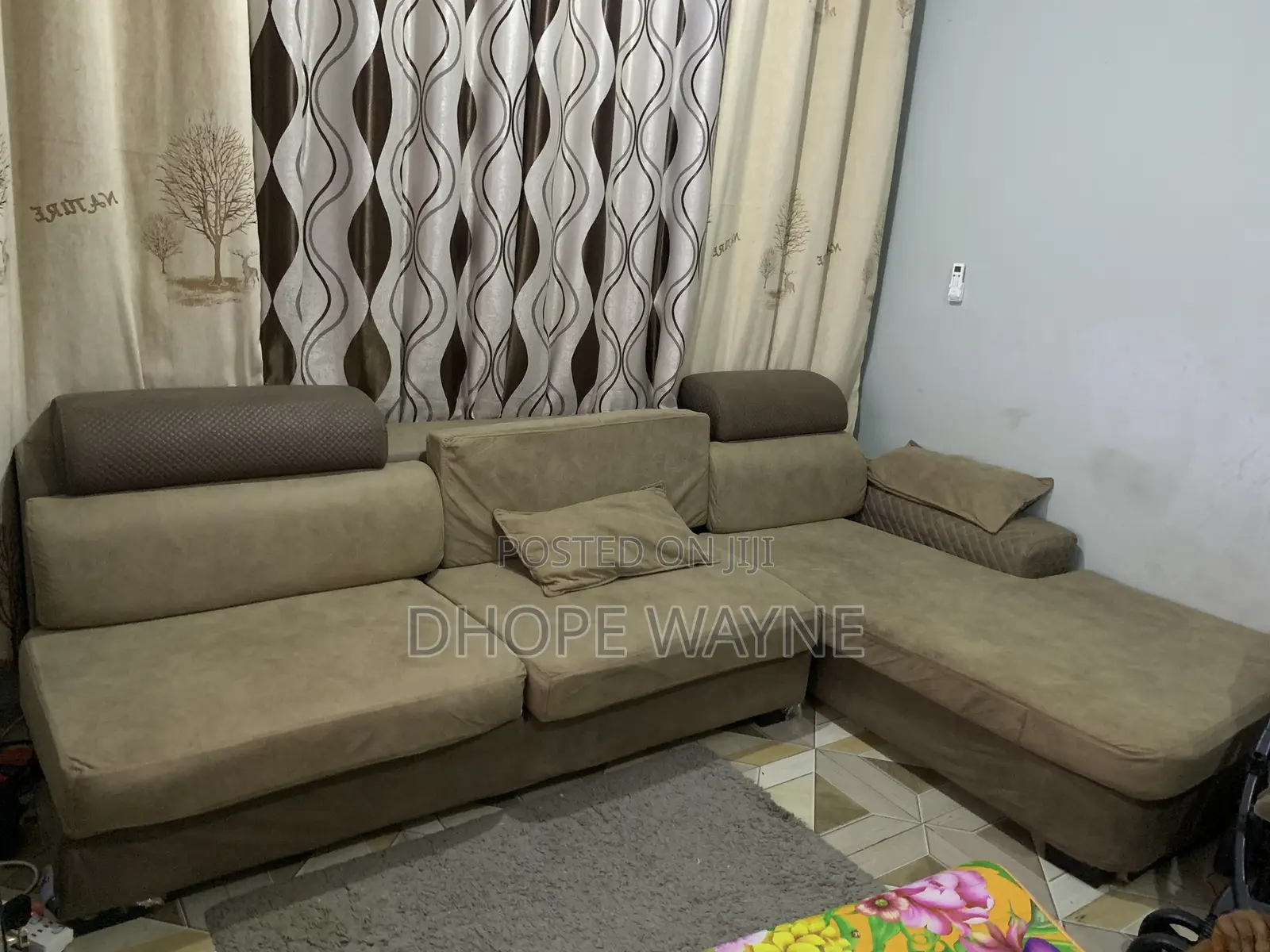 8 Setter Sofa