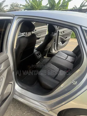 Honda Accord 2019 Silver