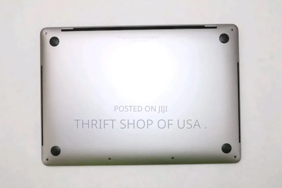 Laptop Apple MacBook Pro 2017 8GB Intel Core i5 SSD 512GB