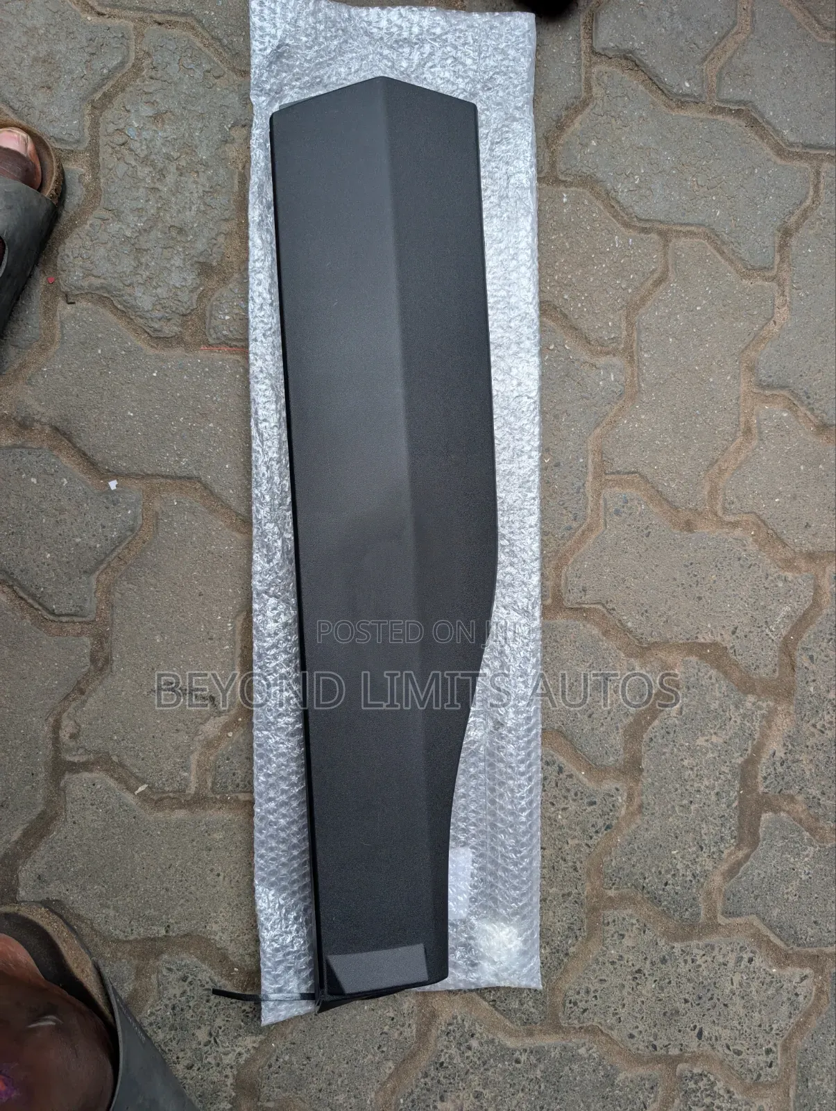 Toyota Rav4 2019,2020,2021,2022,2023,2024 Door Moulding Back