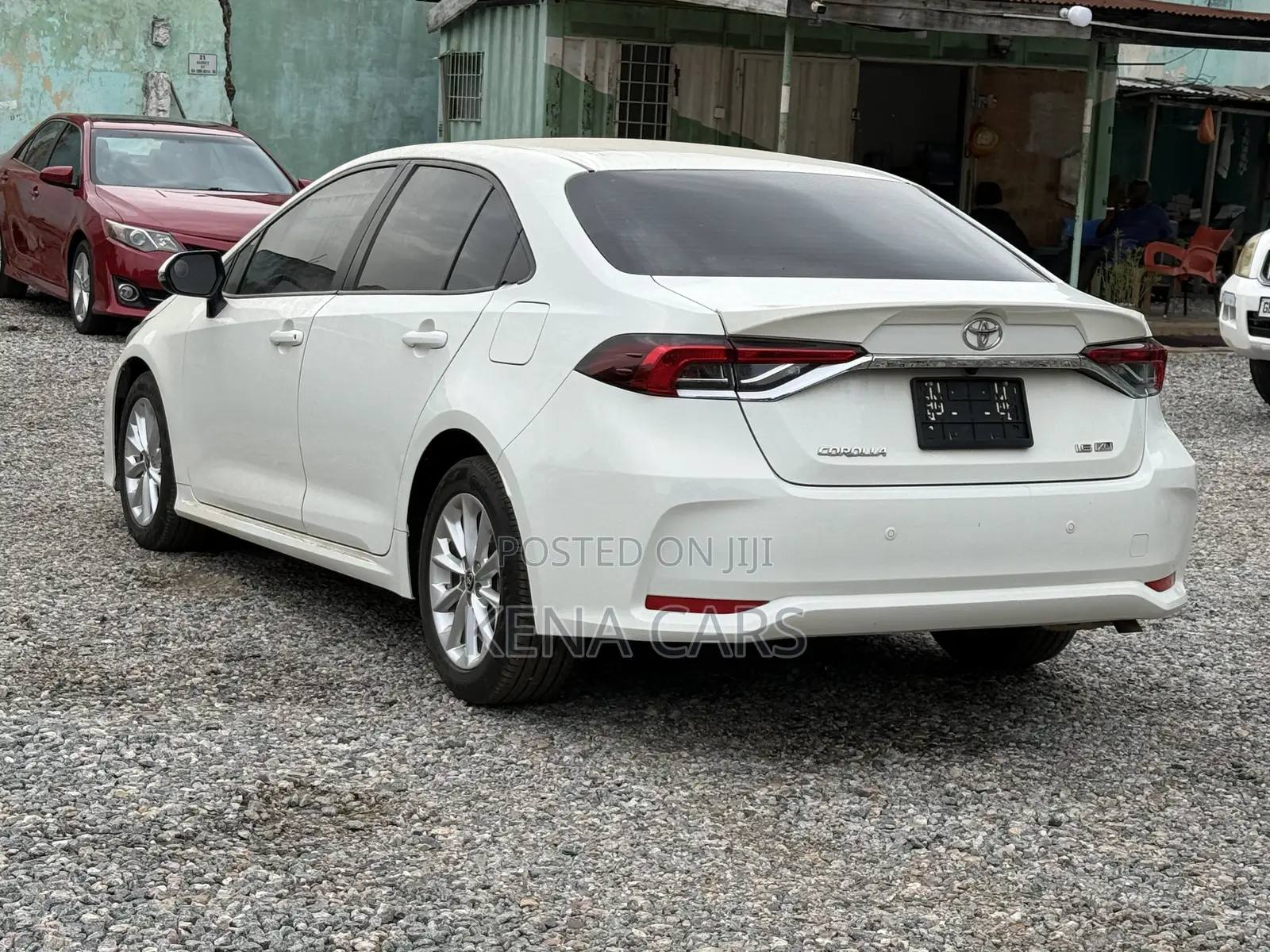 Toyota Corolla LE 2020 White