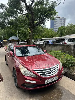 Hyundai Sonata Limited Sedan FWD (2.4L 4cyl 6A) 2013 Red