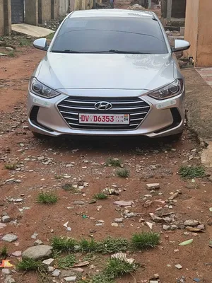 Hyundai Elantra 2017 Silver