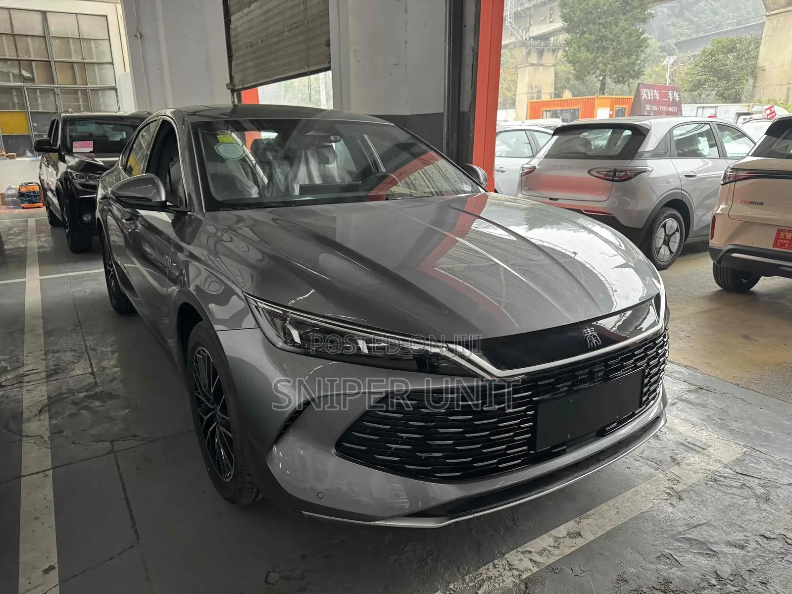 New BYD Qin L DM-i 2025 Gray