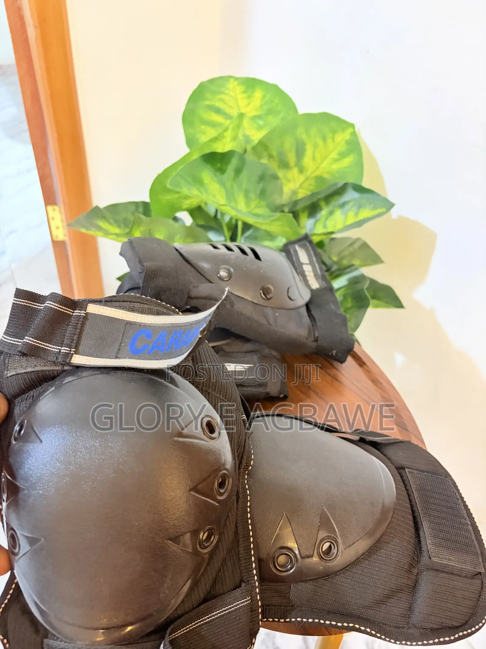 4 Pcs Motorcycles Knee & Arm Protective Gear Set