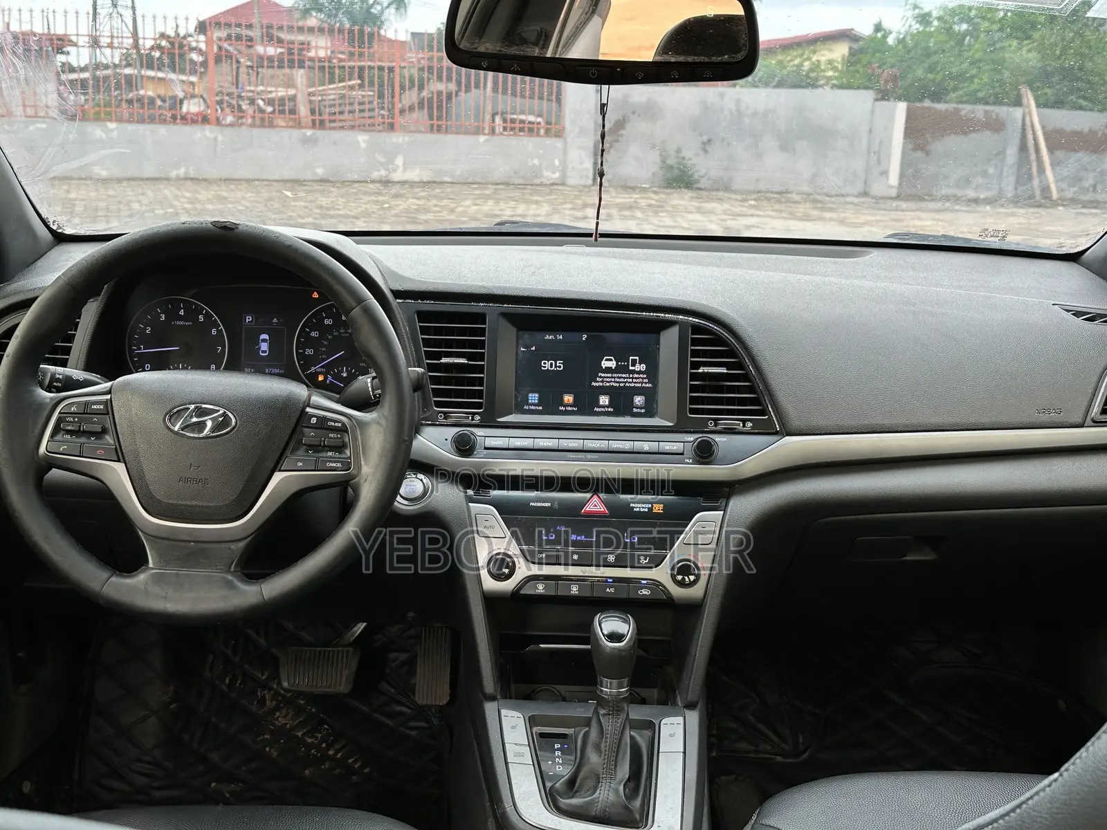 Hyundai Elantra 2017 White