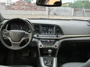 Hyundai Elantra 2017 White
