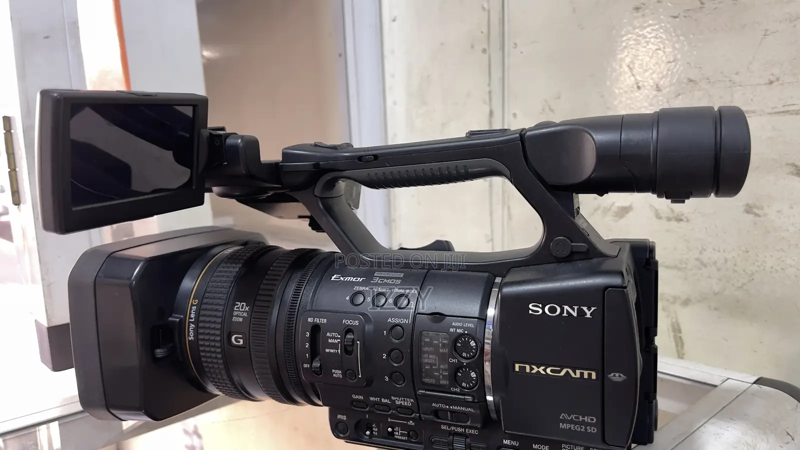 Sony HXR-Nx5 Camcorder