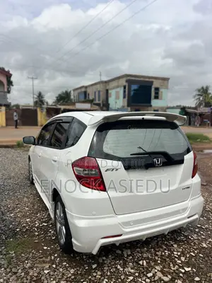 Honda Fit 5D Sport 2013 White