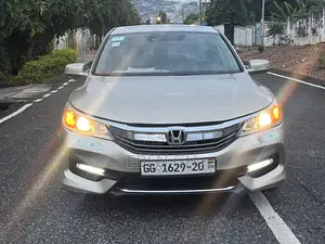 Honda Accord EX 4dr Sedan FWD (2.4L 4cyl 2A) 2017 Gold