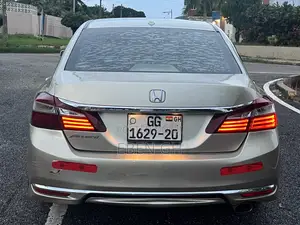 Honda Accord EX 4dr Sedan FWD (2.4L 4cyl 2A) 2017 Gold