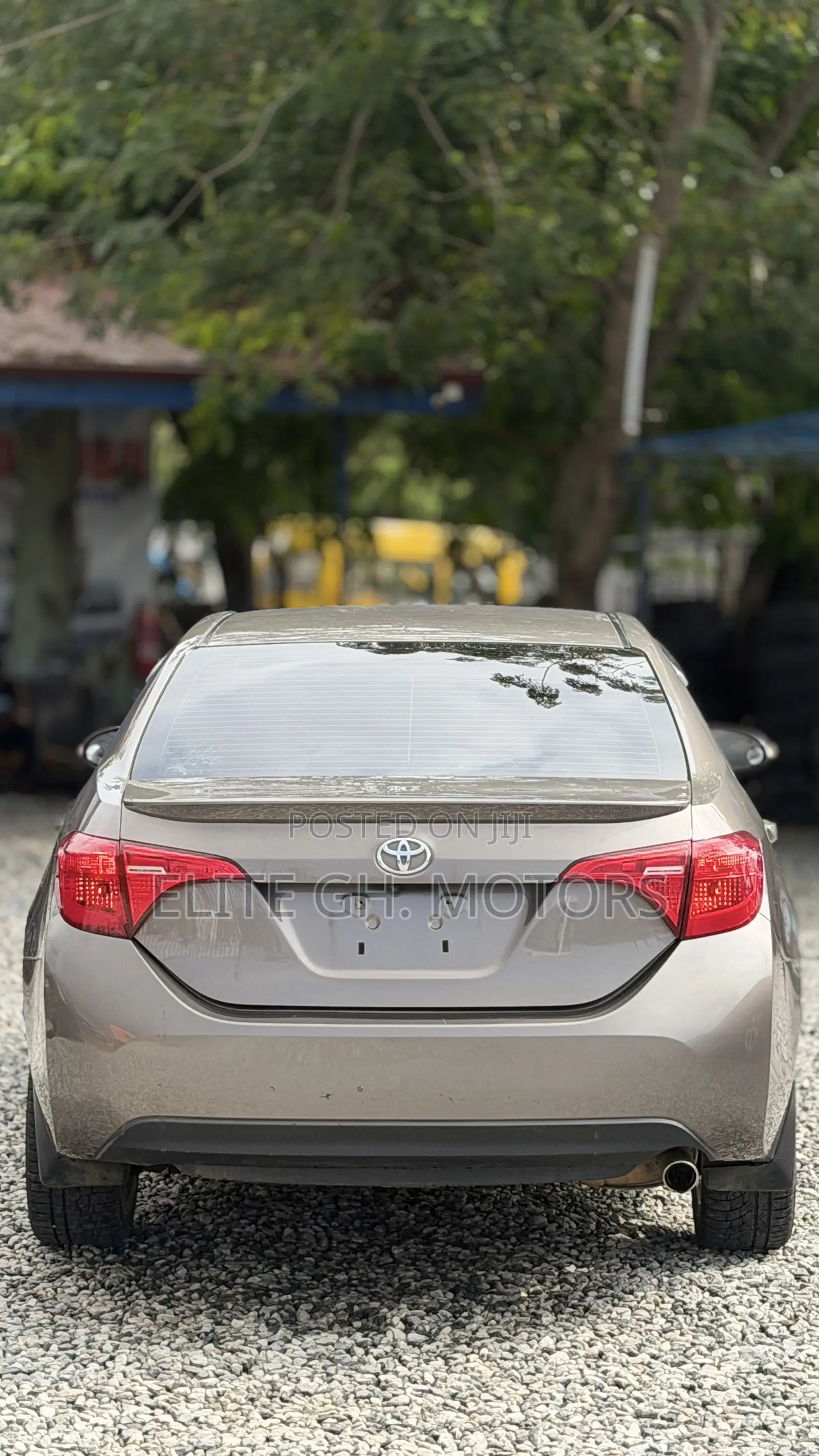 Toyota Corolla L 4dr Sedan (1.8L 4cyl CVT) 2017 Gray