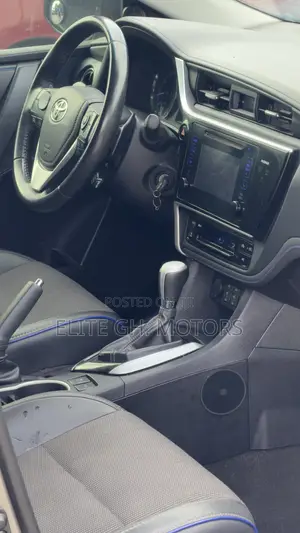 Toyota Corolla L 4dr Sedan (1.8L 4cyl CVT) 2017 Gray