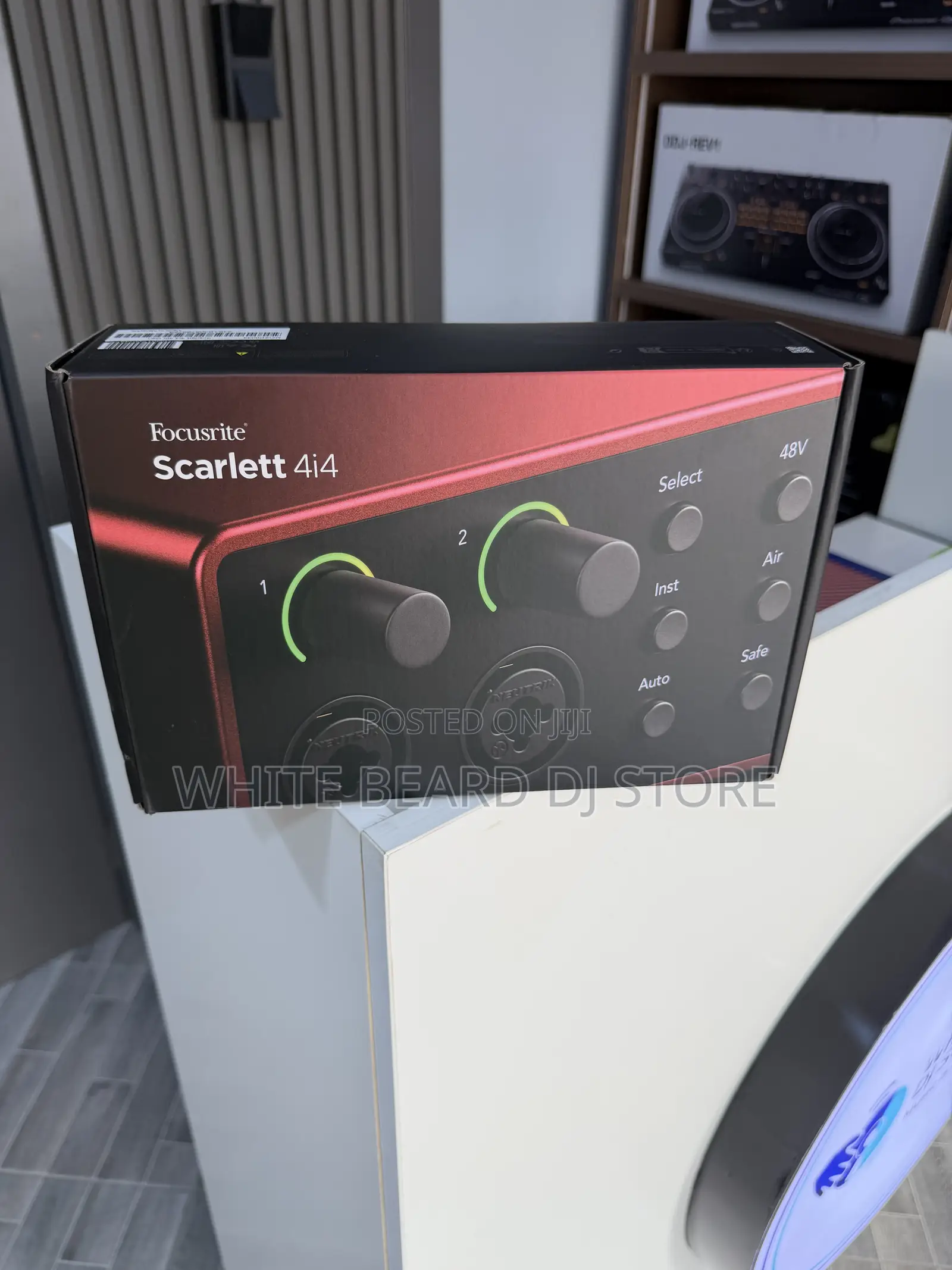 Focusrite Scarlett 4i4 Usb-C Audio/Midi Interface (4th Generation)