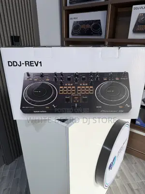 Pioneer Dj Ddj-rev1 Controller For Serato Dj (Black)