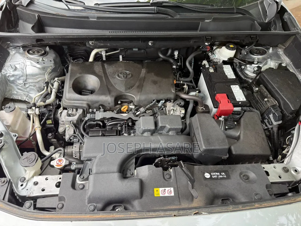 Toyota RAV4 2024 Silver