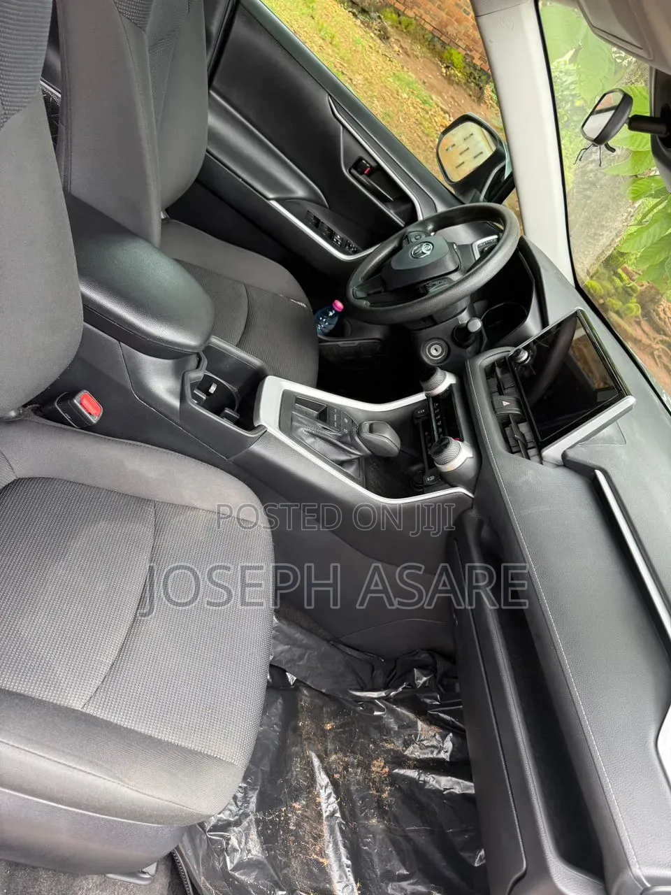 Toyota RAV4 2024 Silver