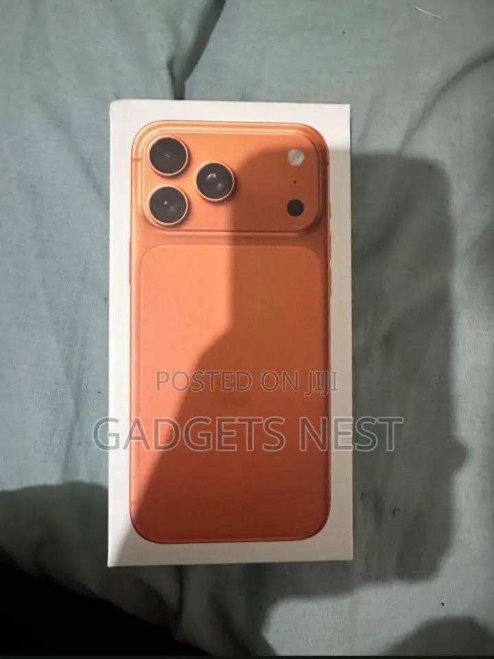 New Apple iPhone 17 Pro Max 1 TB Orange