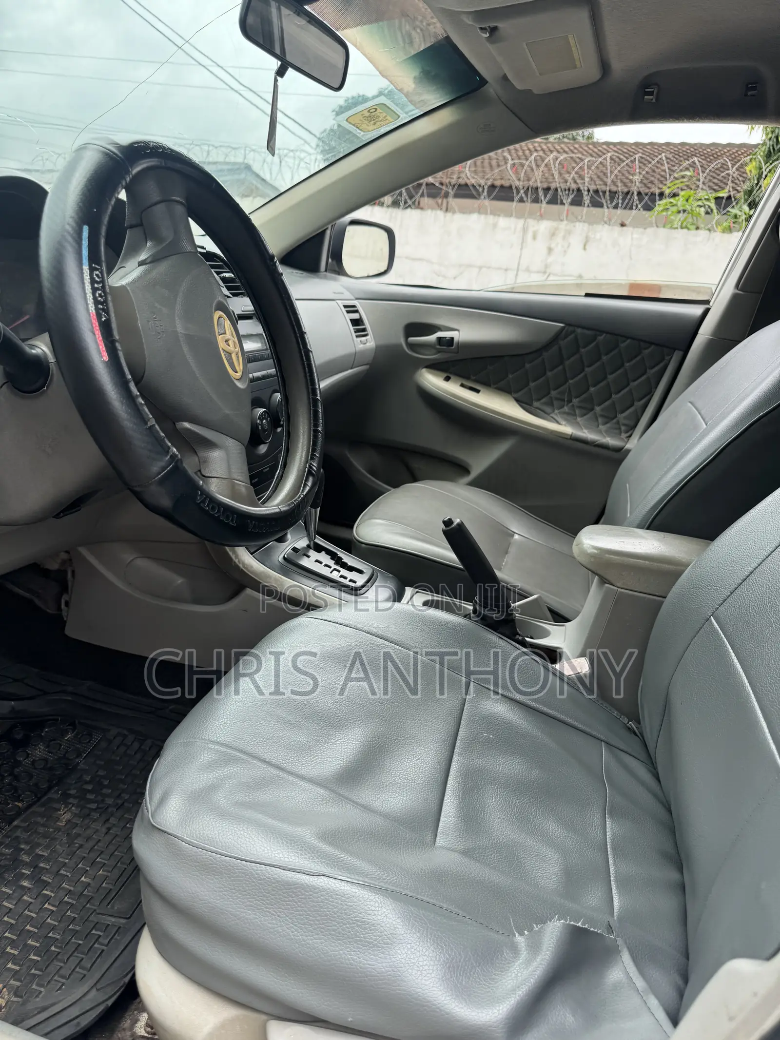 Toyota Corolla 2009 White