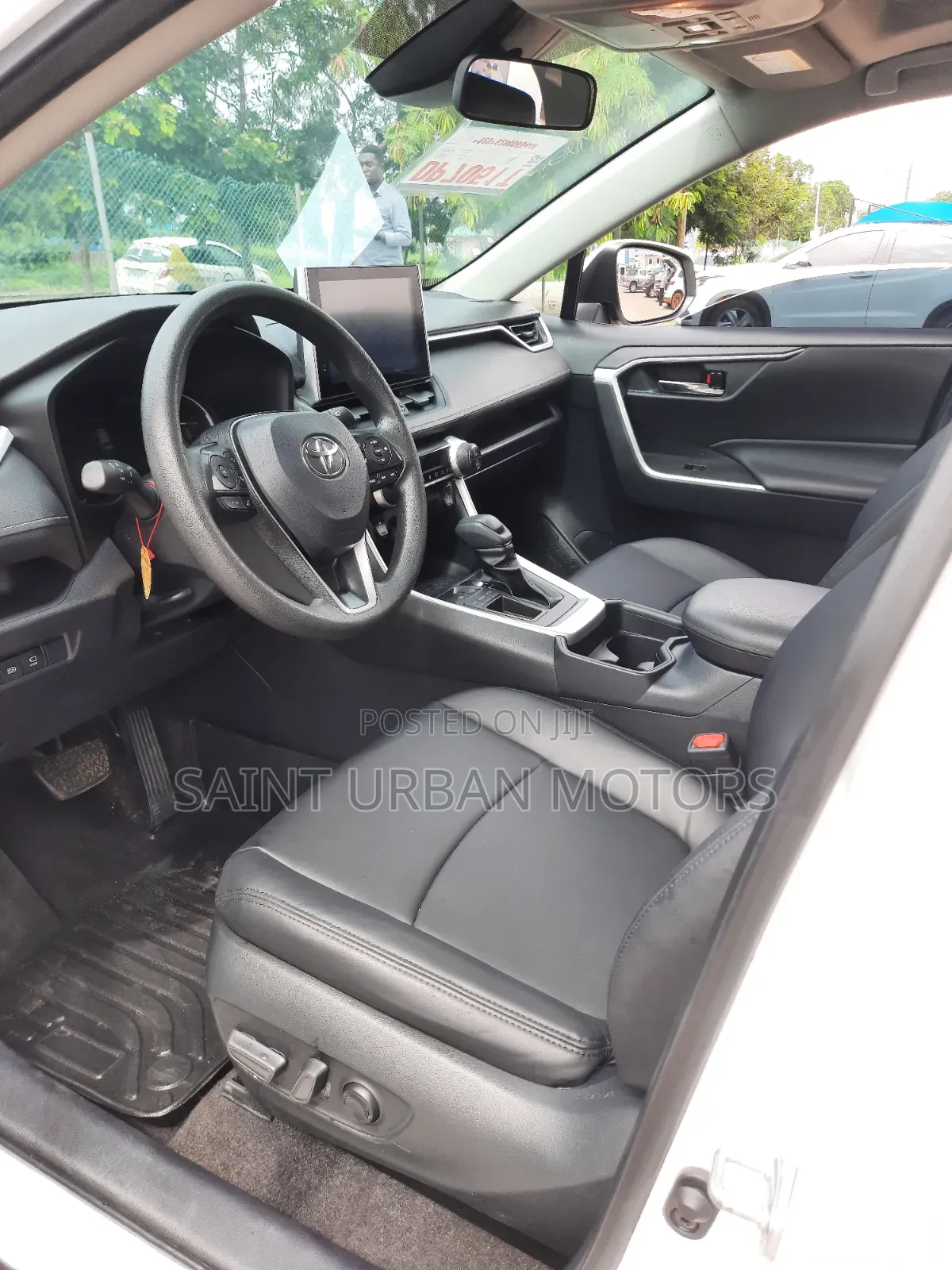 Toyota RAV4 2023 White