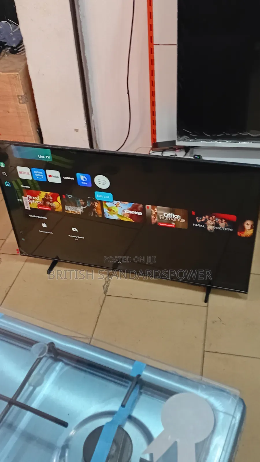 Experience Bri Picture Quality on the Samsung 43" Television. 43 Inch