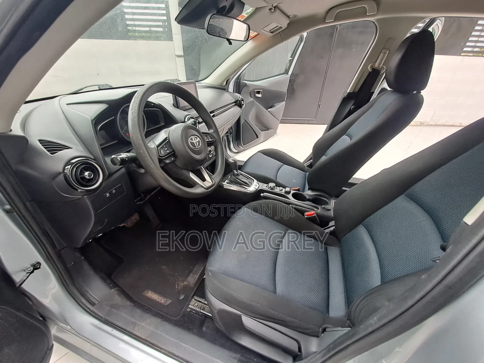 Toyota Yaris 2020 Silver