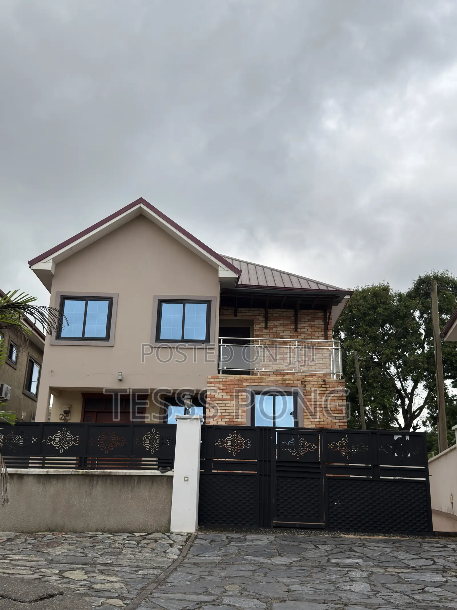 4bdrm House in Tesspong Properties, School Area for sale