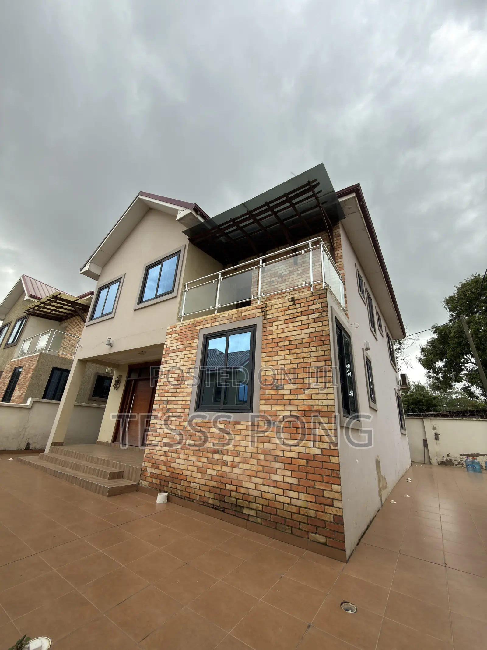 4bdrm House in Tesspong Properties, School Area for sale